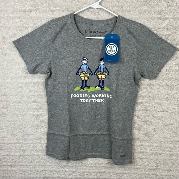 NWT LIFE IS GOOD T-Shirt Gray Foodies Working Together Large - Picture 4 of 14
